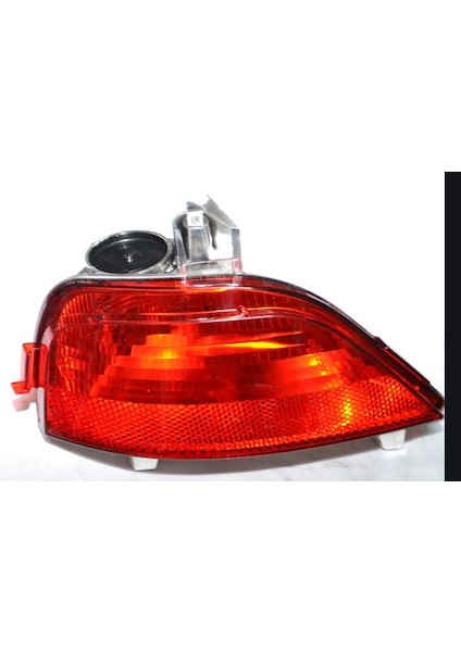 Arka Sis Farı Sağ Renault Dacıa Sandero