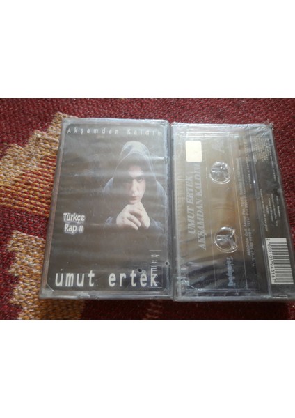 Umut Ertek Akşamdan Kaldım Cam Baskı Jelatinli