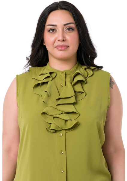 Büyük Beden Yakası Iki Kat Volanlı Düğmeli Kolsuz Fıstık Yeşili Gömlek indirimleri