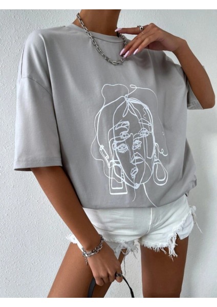 Kadın Çizgili Figür Oversize T-Shirt