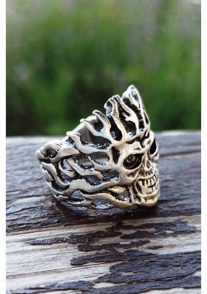 Antik Gümüş Kaplama Ghost Rider Yanan Kuru Kafa Şekilli El Yapımı Ayarlanabilir Unisex Yüzük fiyatları