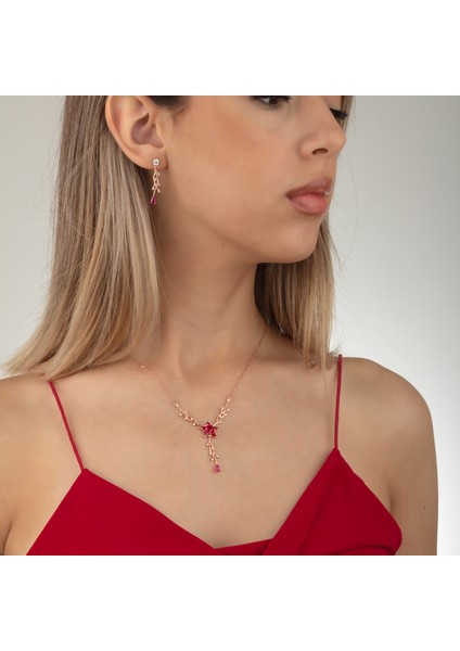 925 Ayar Gümüş Kırmızı Nergis Çiçeği Sarmaşık Kolye Küpe Takı Seti