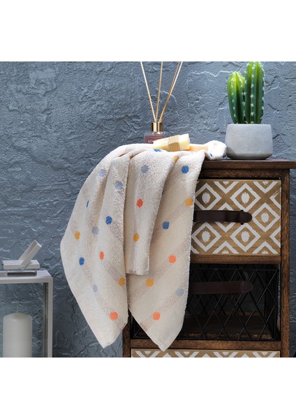 Dorothy 50 x 85 Puantiyeli Havlu - Krem fiyatları