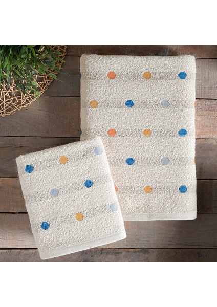 Dorothy 50 x 85 Puantiyeli Havlu - Krem fırsatları