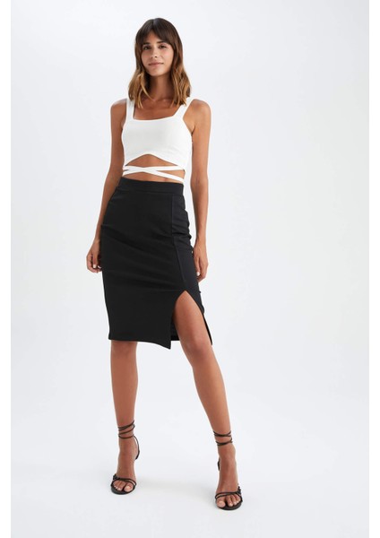 Basic Yırtmaçlı Midi Kalem Etek Y6466AZ22AU modelleri