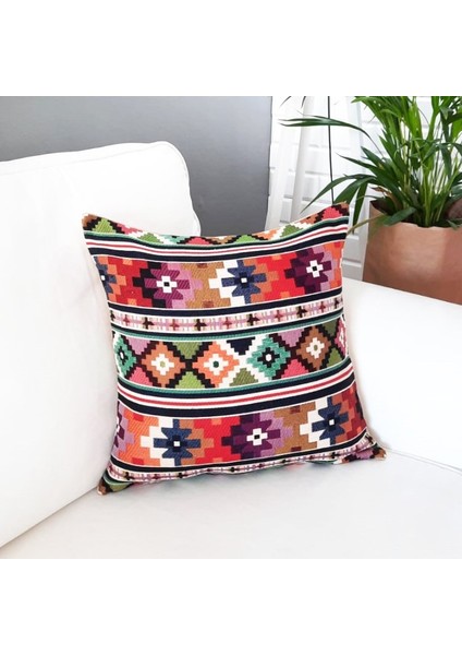 Goblen Dokuma Kırlent Kılıfı Göçebe Motifli 43 x 43 Cm