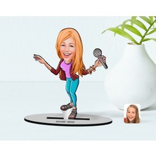 BK Kişiye Özel Şarkı Söyleyen Kız Karikatürlü Ahşap Biblo Model-1