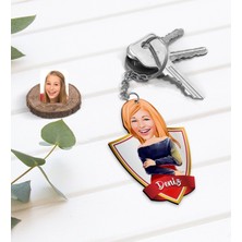 BK Kişiye Özel Isimli Kadın Karikatürlü Ahşap Anahtarlık-12