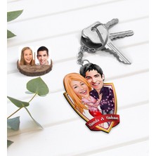 BK Kişiye Özel Isimli Sevgililer Karikatürlü Ahşap Anahtarlık-2