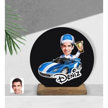 BK Kişiye Özel Erkek Rallici Karikatürlü Yuvarlak Ahşap Biblo-1