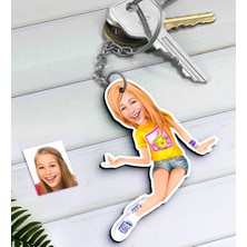 BK Kişiye Özel Bayan Karikatürlü Ahşap Anahtarlık-42