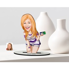 BK Kişiye Özel Kadın Karikatürlü Ahşap Biblo Model-36