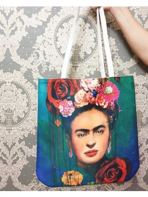 Körfez Kırlent Frida Desen Baskılı Kumaş Heybe Çanta