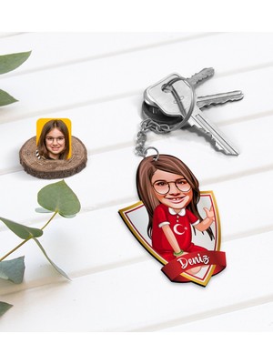 BK Kişiye Özel Isimli Kız Çocuk Karikatürlü Ahşap Anahtarlık-2
