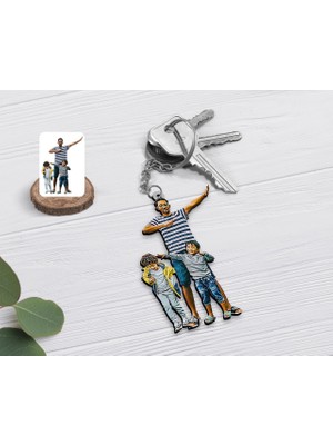 BK Kişiye Özel Tam Boy Baba ve Oğullar Karikatürlü Ahşap Anahtarlık-1