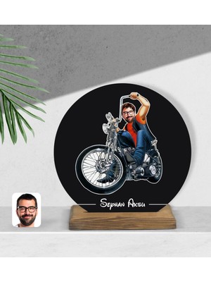 BK Kişiye Özel Erkek Motorcu Karikatürlü Yuvarlak Ahşap Biblo-5