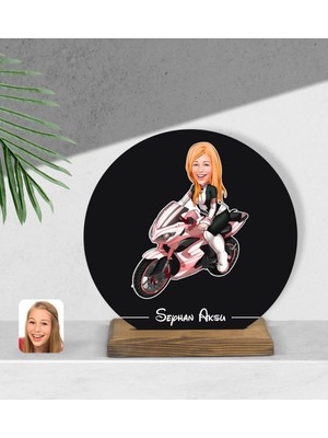 BK Kişiye Özel Kadın Motorcu Karikatürlü Yuvarlak Ahşap Biblo-2