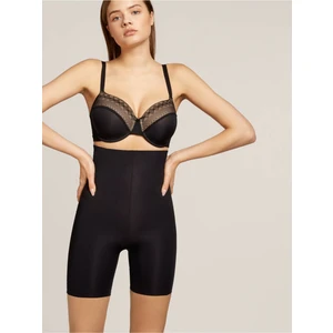 Porfy Model Dikişsiz Toparlayıcı Lazer Kesim Kısa Şort
