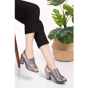 Kadın  Deri Lazer Kesim Klasik Topuklu Ayakkabı ŞHN.835 - Platin - 35