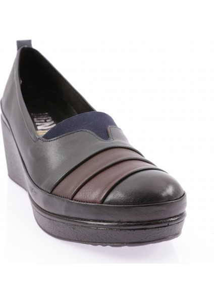 1062-22K Kadın Sıralı Bantlı Comfort Ayakkabı