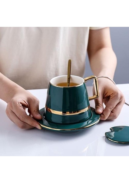 Altın Trim Yeşil Porselen Kahve Bardakları, Latte, Kafa Kaşık, Içecekler, Latte, Cafe Mocha Cappuccino ve Çay 450ML | Kahve Kupası ve tabak Setleri (Yurt Dışından)