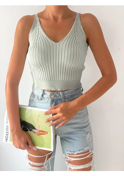 Fav Style Kadın V Yaka Askılı Triko Crop Bluz Su Yeşili