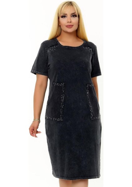 Cepleri ve Omzu Taş Baskı Detaylı Yuvarlak Yaka Kısa Kol Rahat Kesim Diz Boyu Yıkamalı Esnek Elbise