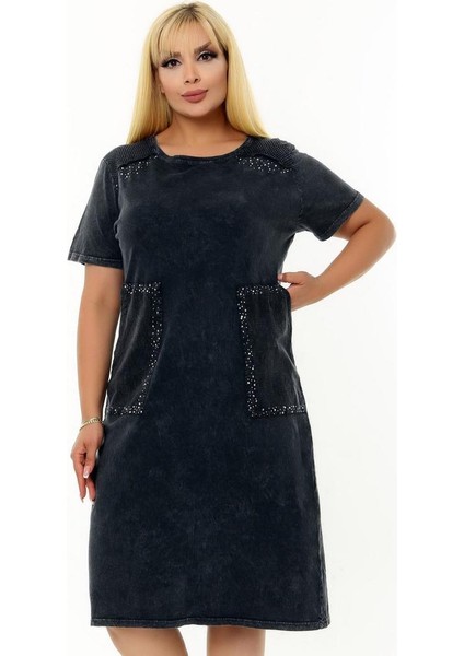 Cepleri ve Omzu Taş Baskı Detaylı Yuvarlak Yaka Kısa Kol Rahat Kesim Diz Boyu Yıkamalı Esnek Elbise modelleri