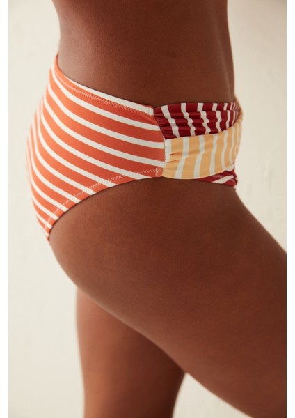 Çok Renkli Çizgili V Kesim Havana Twist Bikini Altı fırsatları