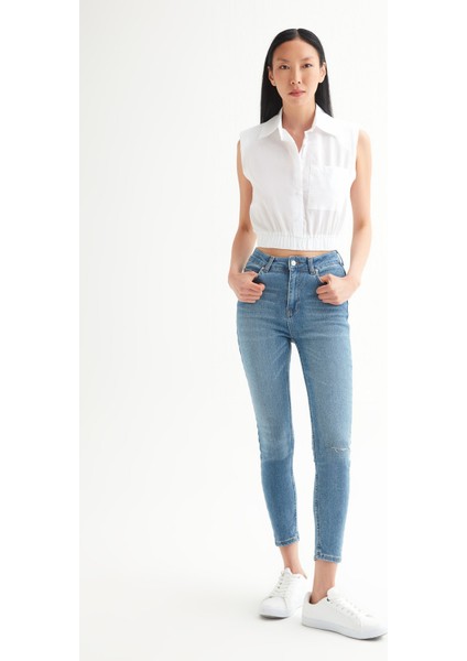 Beli Lastikli Vual Bluz