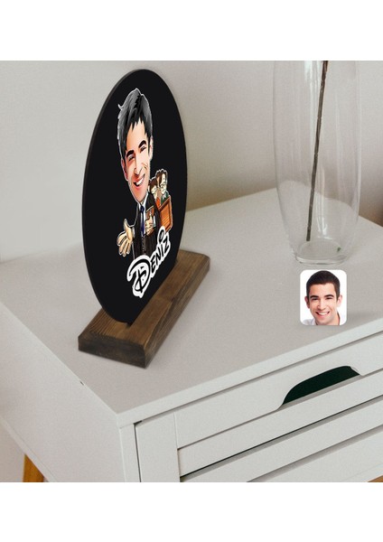 Kişiye Özel Erkek Avukat Karikatürlü Yuvarlak Ahşap Biblo-2 modelleri