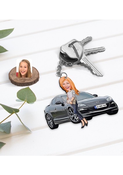 Kişiye Özel Kadın Mazda Rx8 Figürlü Plakalı Ahşap Karikatür Anahtarlık-1