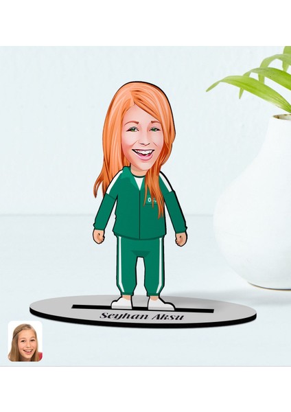 Kişiye Özel Squid Game Kadın Karikatürlü Ahşap Biblo Model-2