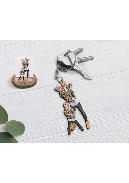 Kişiye Özel Tam Boy Anne Kız Oğul Karikatürlü Ahşap Anahtarlık-1