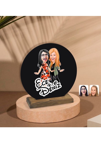 Kişiye Özel Kız Kardeş Karikatürlü Yuvarlak Ahşap Biblo-1 fiyatları