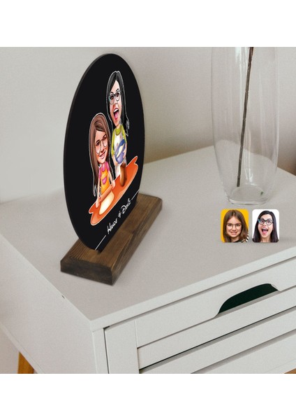 Kişiye Özel Anne Kız Karikatürlü Yuvarlak Ahşap Biblo-2 fiyatları
