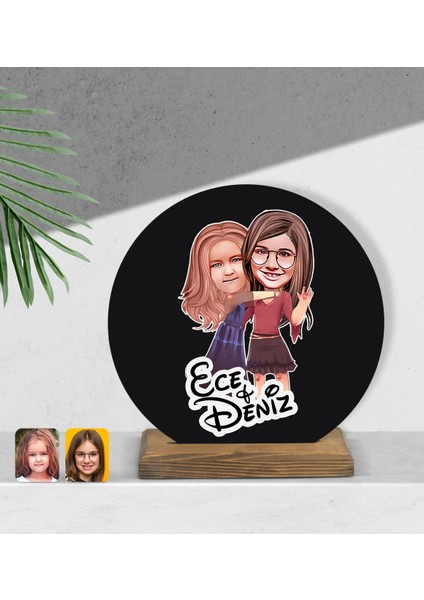 Kişiye Özel Kız Kardeşler Karikatürlü Yuvarlak Ahşap Biblo-6
