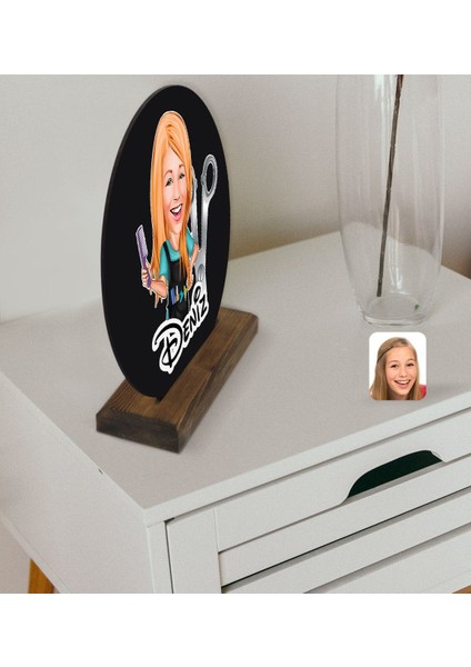 Kişiye Özel Kadın Kuaför Karikatürlü Yuvarlak Ahşap Biblo-1 modelleri