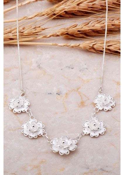 Telkari Işlemeli Elişi Gümüş Kolye 7672