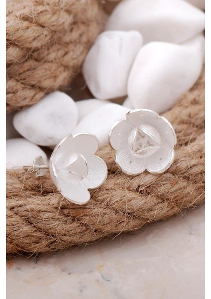 Çiçek Telkari Elişi Gümüş Küpe 104