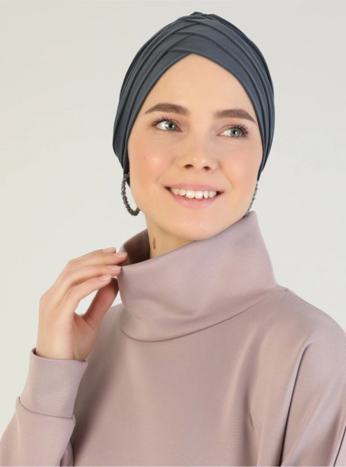 Naciye Sultan Tesettür Çapraz Deniz Bonesi Üç Bantlı Hazır Türban Siyah görsel 6