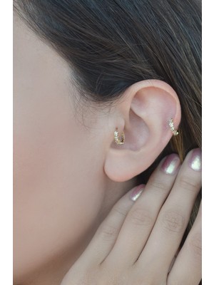 Sacce Scarves&Accessories Yıldızlı Halka Piercing Tragus Helix Kıkırdak Küpesi