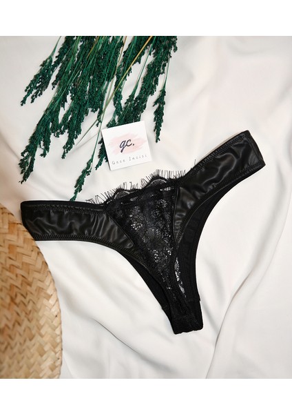 Dantel Detaylı Deri Sütyen Takım fırsatları