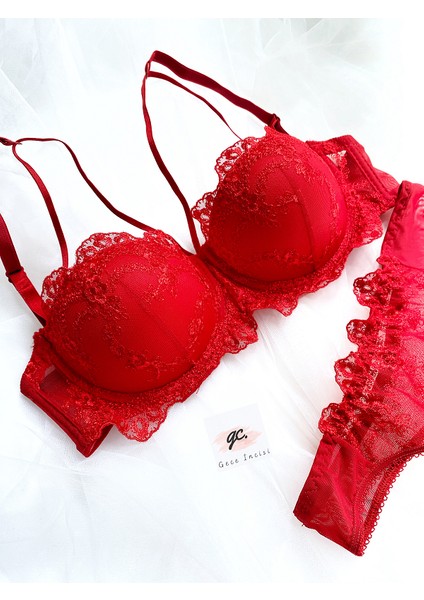 Kırmızı Destekli Sütyen Takım fırsatları