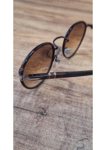 Bs 2032 C01YUVARLAK Model Mineral Camlı Kadın Güneş Gözlüğü