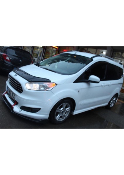 Ford Courier Esnek Ayarlanabilir 3 Parça Kanatlı Piano Black Ön Lip modelleri