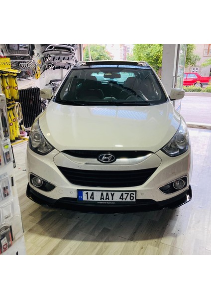 Hyundai İX35 Esnek Ayarlanabilir 3 Parça Kanatlı Piano Black Ön Lip modelleri