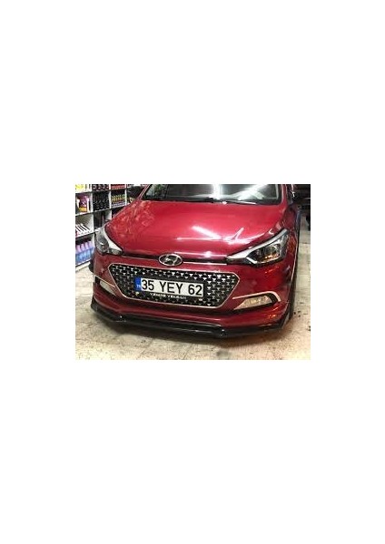 Hyundai I20 2014 ve Üezri Esnek Ayarlanabilir 3 Parça Kanatlı Piano Black Ön Lip modelleri