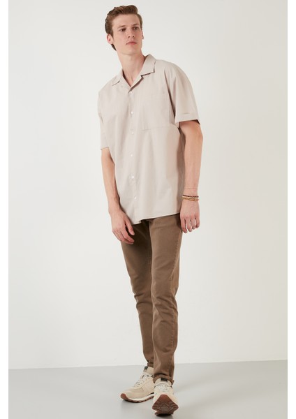 Oversize Fit Kısa Kollu Tek Cepli Apaş Yaka Gömlek Erkek GÖMLEK CF21194664