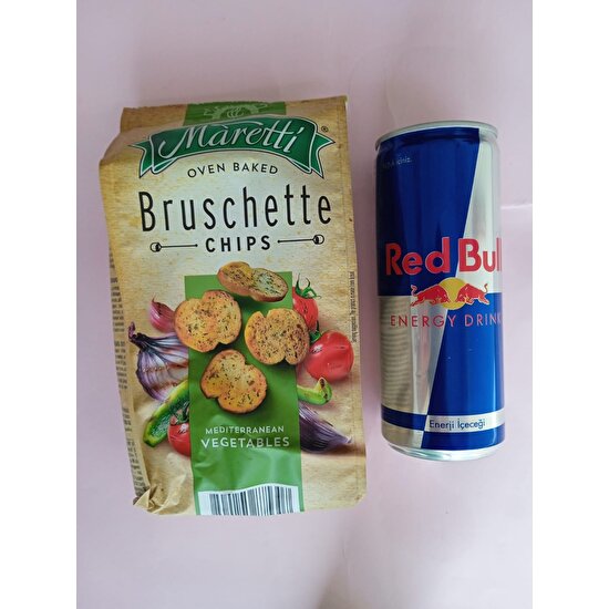 Marettı Bruschette Vegetables 70 gr ve Red Bull 250 ml Bir Arada